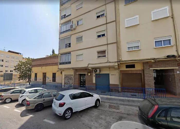 Holidays2Malaga Velarde Cerca Hospital Civil Y Centro Malaga
